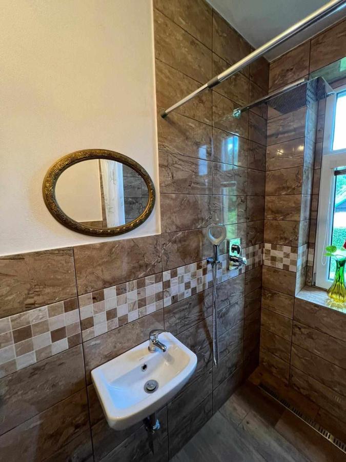 Vila Kucera Chribska Ngoại thất bức ảnh